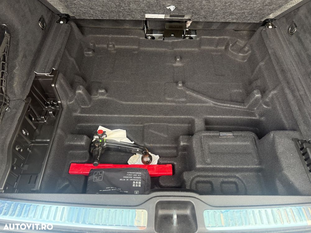 Mercedes-Benz GLC 220 d 4MATIC 9G-TRONIC - 23