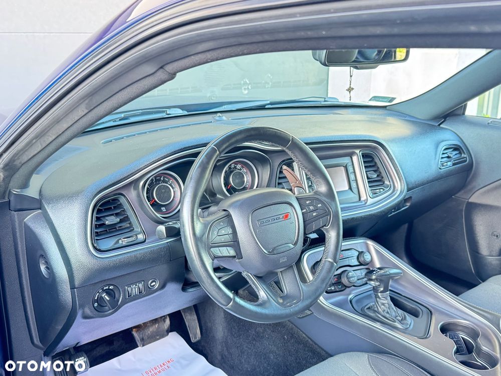 Dodge Challenger Automatik SXT Plus - 38
