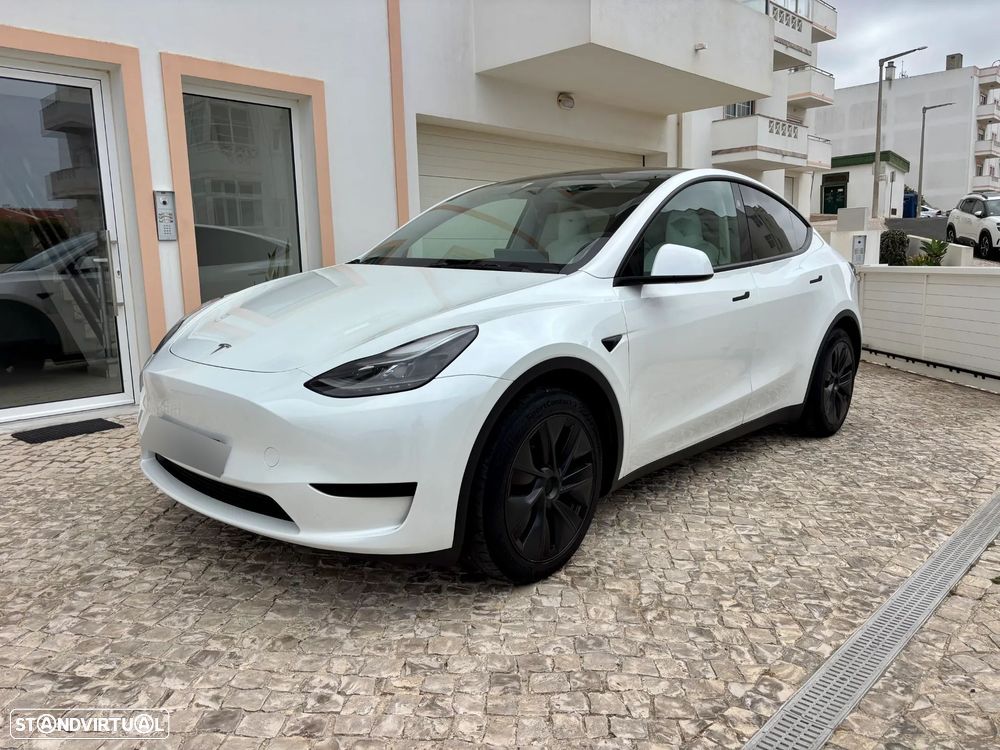 Tesla Model Y Tração Traseira - 2
