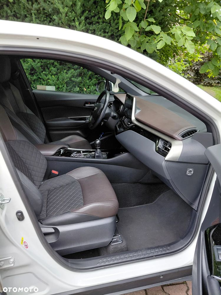 Toyota C-HR 1.2 T GPF Prestige - 14
