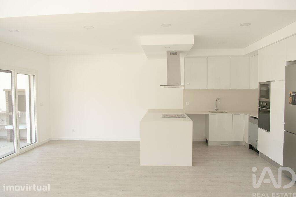 Casa T3 em Amora de 121,00 m2 - Grande imagem: 2/12