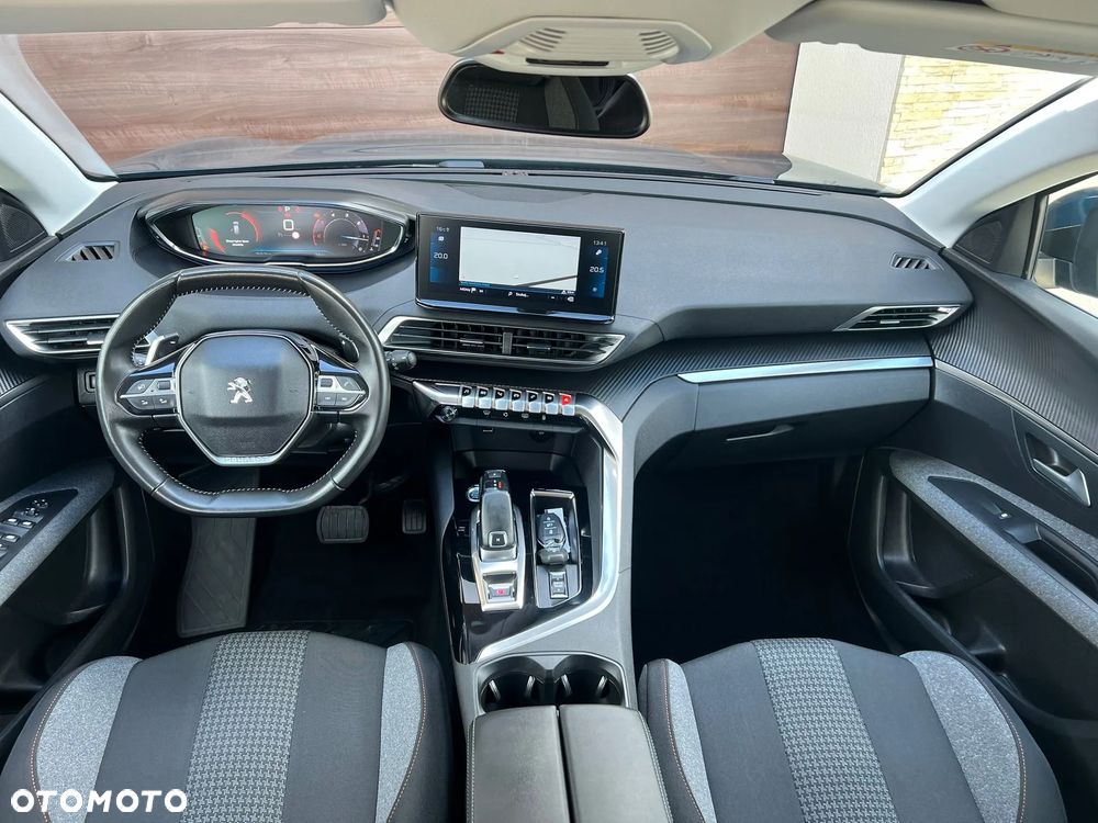 Peugeot 3008 - 11
