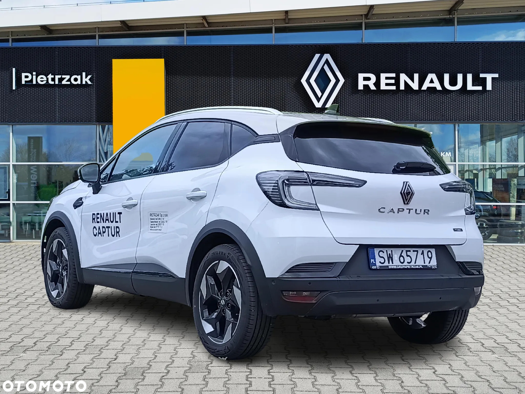 Renault Captur 1.6 E-TECH Full Hybrid 145 Techno - 3
