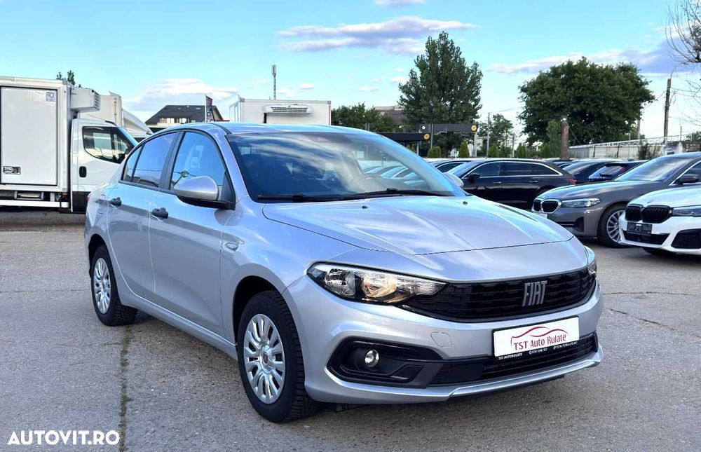 Fiat Tipo - 12