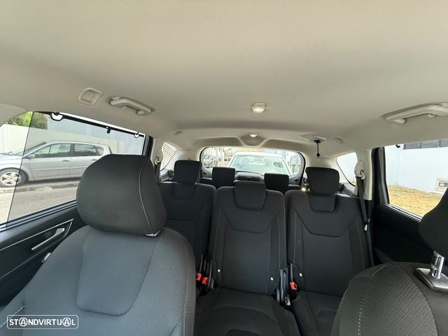 Ford S-Max 2.0 TDCi Titanium - 13