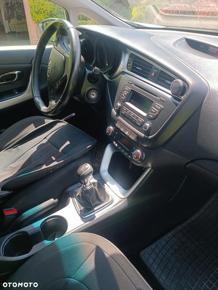 Kia Ceed - 5