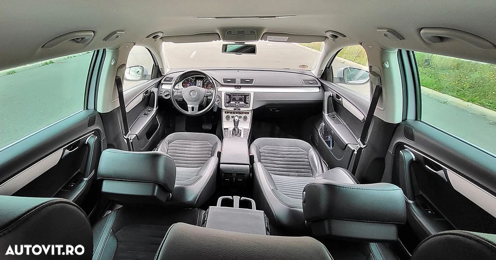 Volkswagen Passat Variant 2.0 TDI BlueMotion Technology DSG Highline - 36