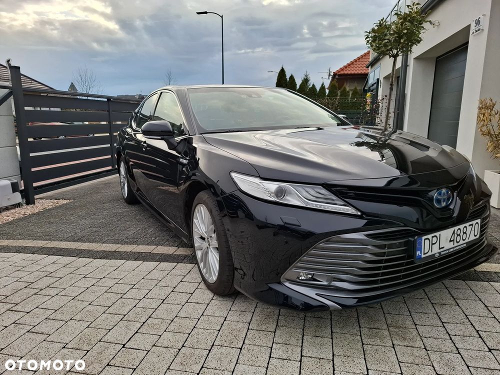 Toyota Camry 2.5 Hybrid Executive CVT - 26