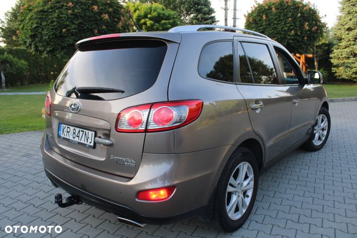 Hyundai Santa Fe - 2