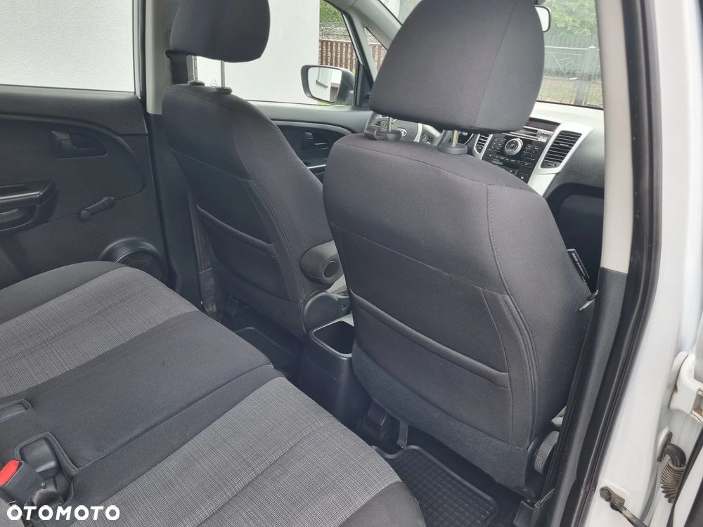 Kia Venga 1.4 CVVT ISG Vision - 8