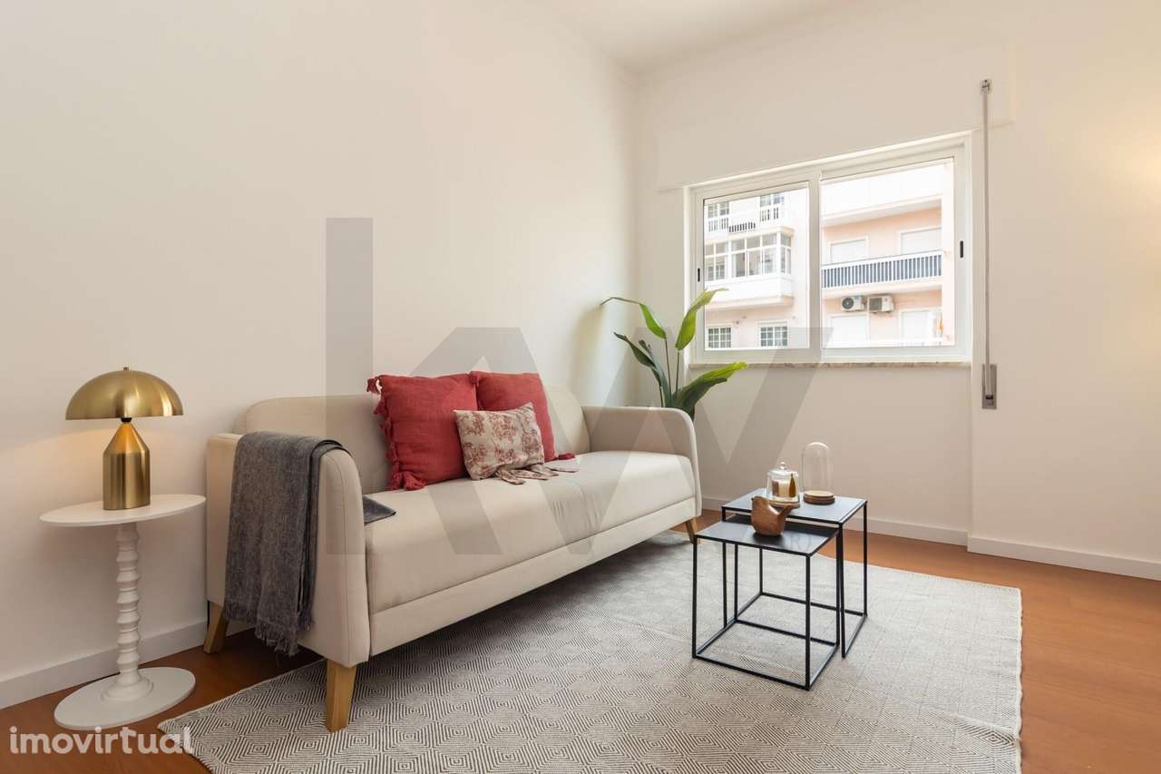 Apartamento T2 no Seixal – O encontro perfeito entre o Conforto e a Co - Grande imagem: 2/40