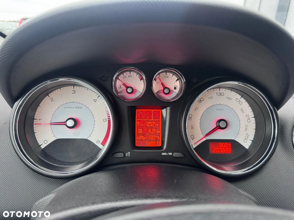 Peugeot 308 HDi FAP 110 Premium - 20