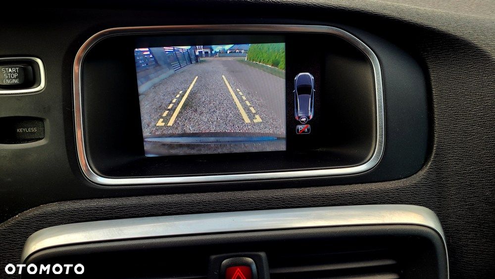 Volvo V40 D3 Geartronic Summum - 25