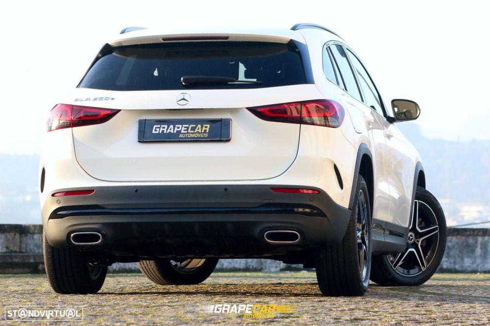 Mercedes-Benz GLA 250 e AMG Line - 3