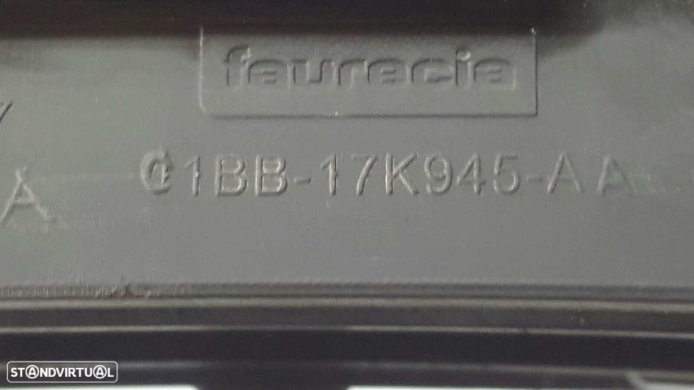 GRELHA CENTRAL DO PARA-CHOQUES DA FRENTE FORD FIESTA (CCN) TREND - 2
