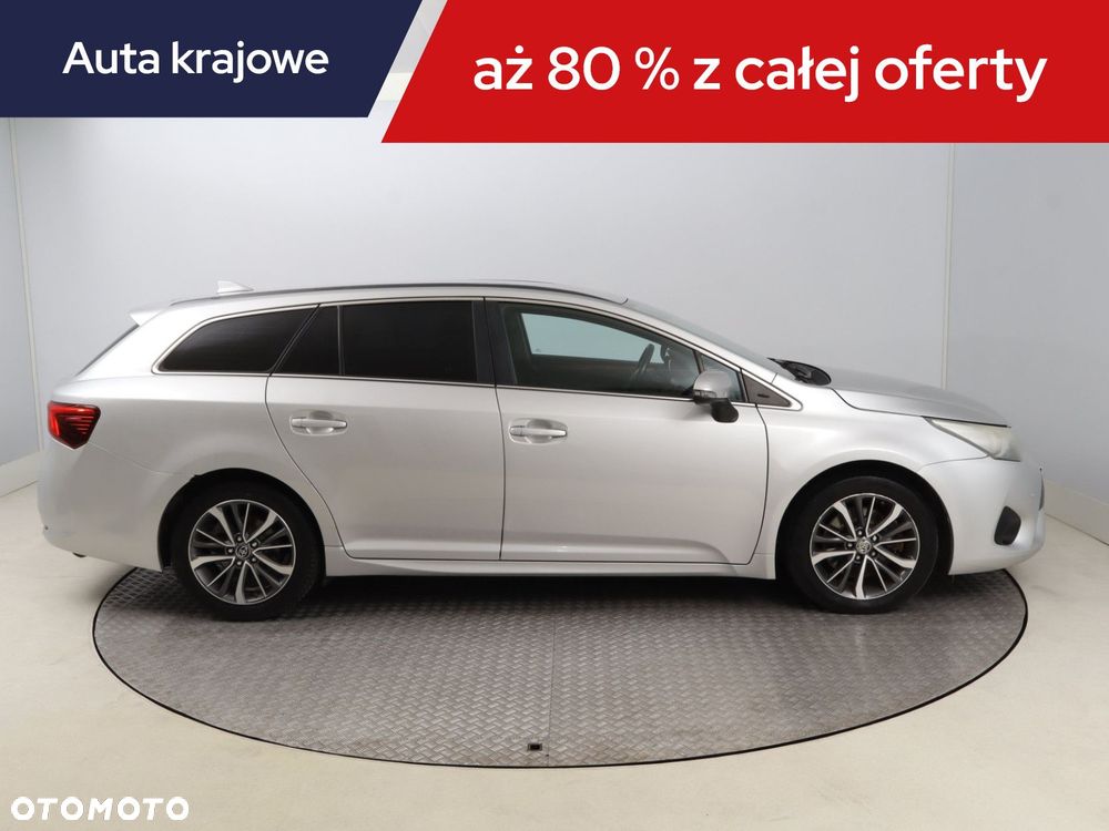 Toyota Avensis - 8