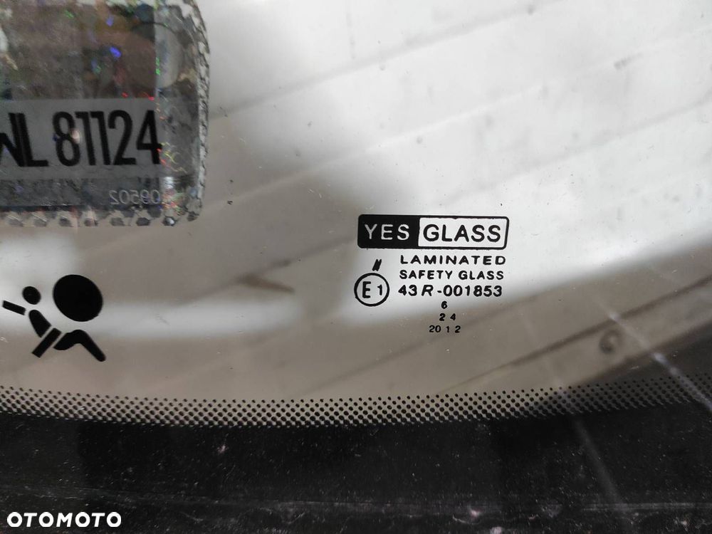 SZYBA CZOŁOWA PRZEDNIA Z CZUJNIKIEM SENSOR RENAULT MEGANE II 8200103845 - 2