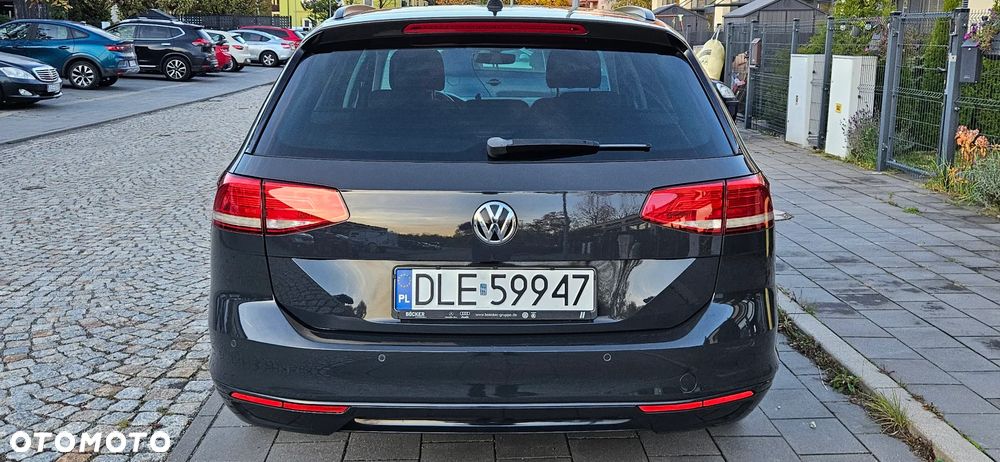 Volkswagen Passat Variant 2.0 TDI SCR BlueMotion Comfortline - 5