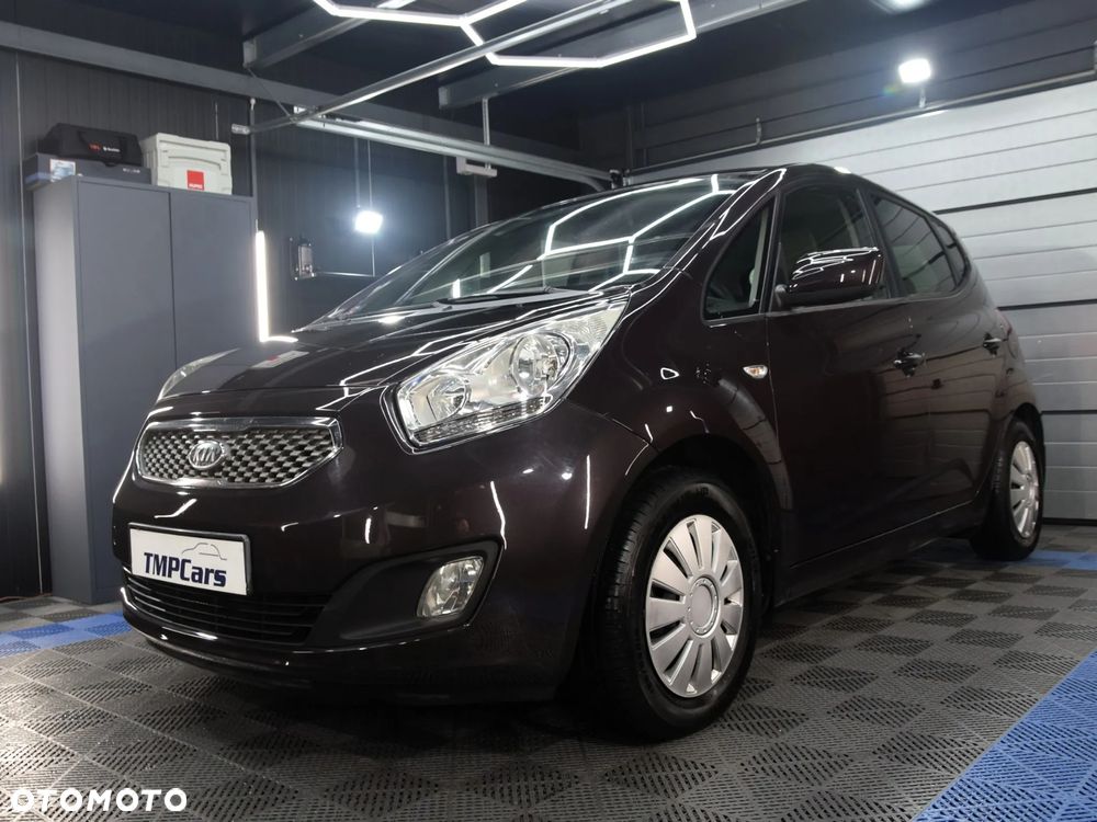 Kia Venga - 4