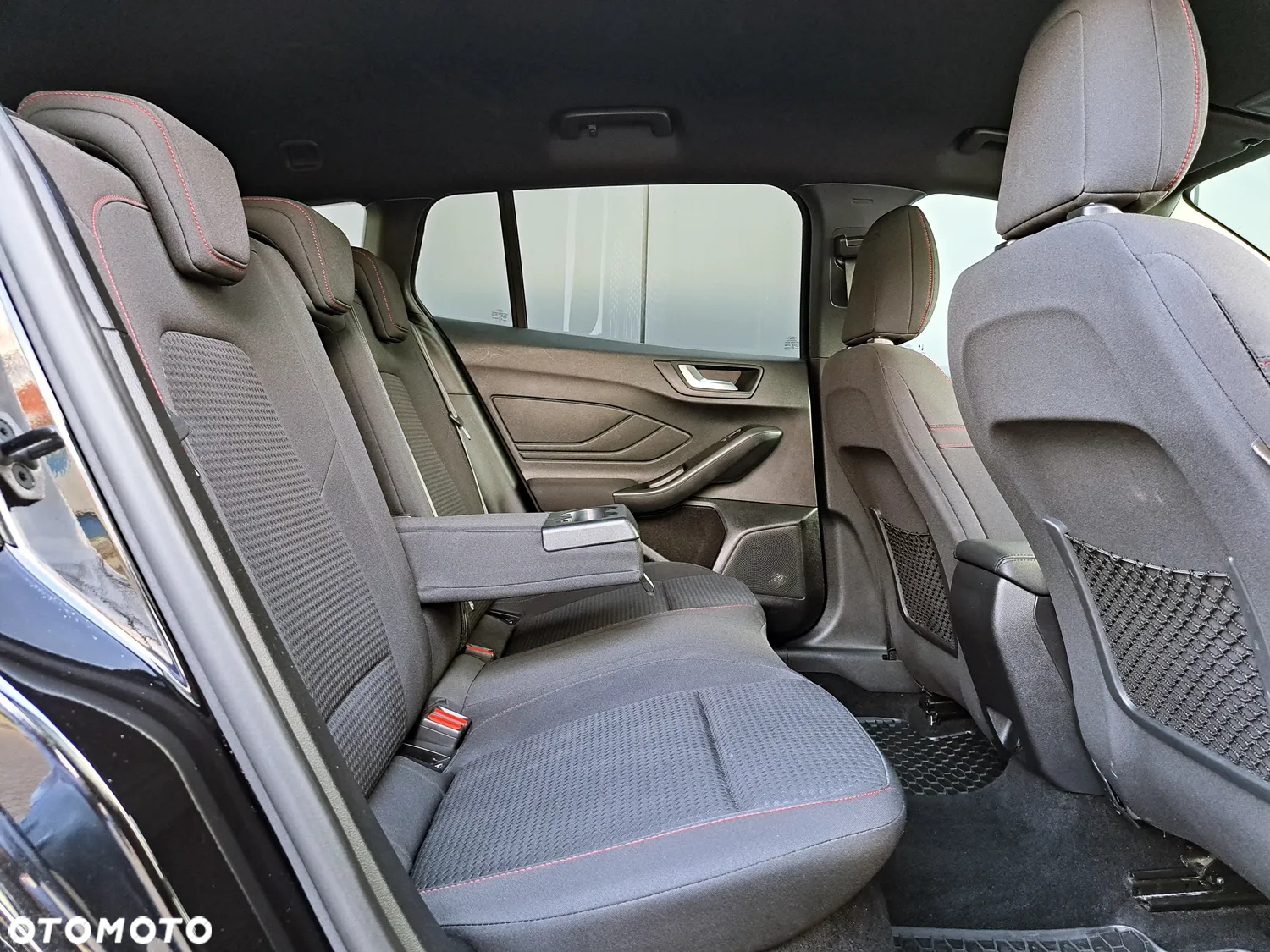 Ford Focus 1.5 EcoBlue SCR ST-Line - 27