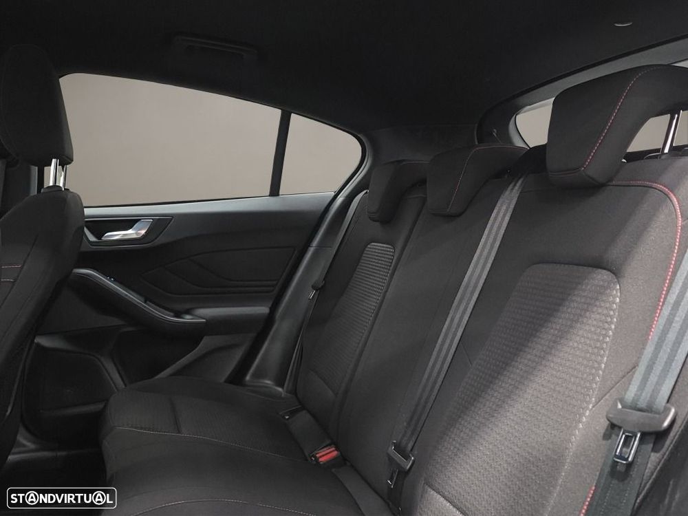 Ford Focus 1.0 EcoBoost MHEV Active - 14