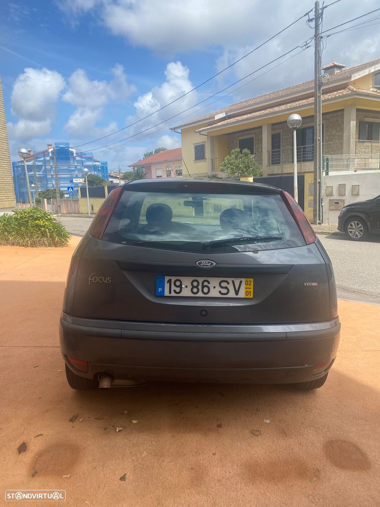 Ford Focus - 1