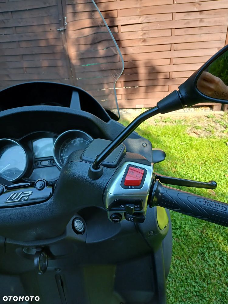 Piaggio MP-3 - 17