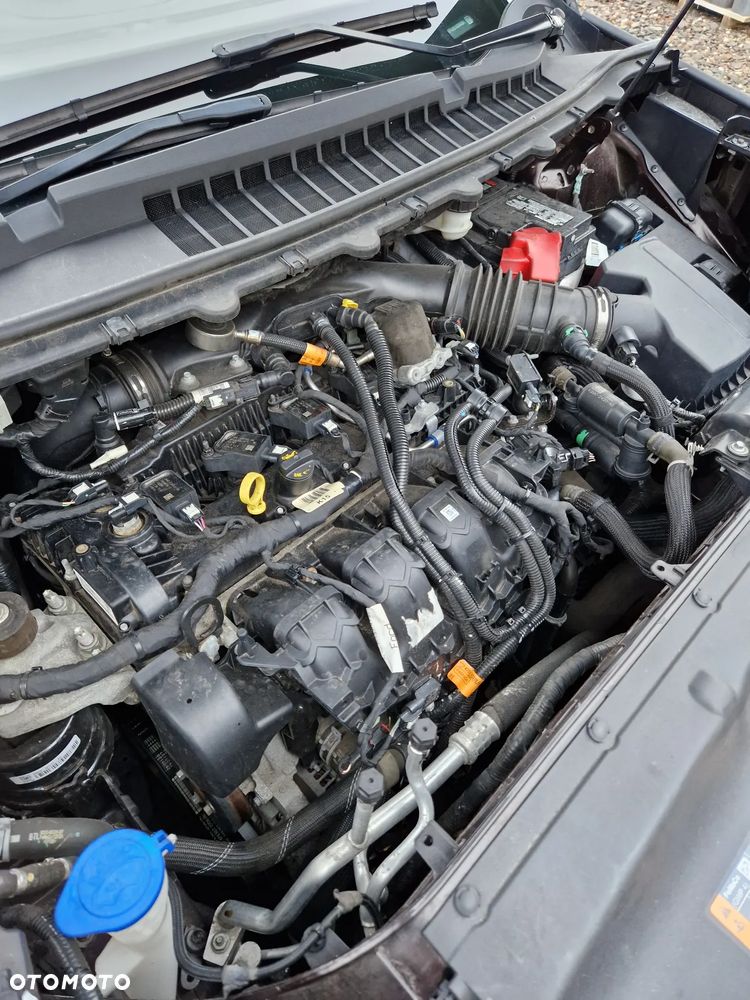 Ford Edge ver-2-0-ecoblue-bi--turbo-4x4-titanium - 23