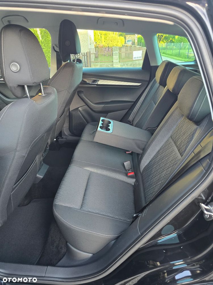 Skoda Karoq 2.0 TDI SCR 4x4 DSG Style - 18
