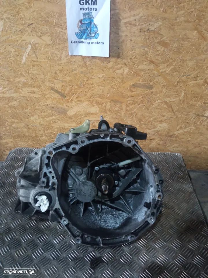 Caixa de 6 velocidades Renault Scenic 1.9DCi REF: ND4004 - 4