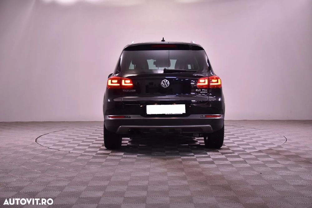 Volkswagen Tiguan 2.0 TDI 4Motion Sport & Style - 3