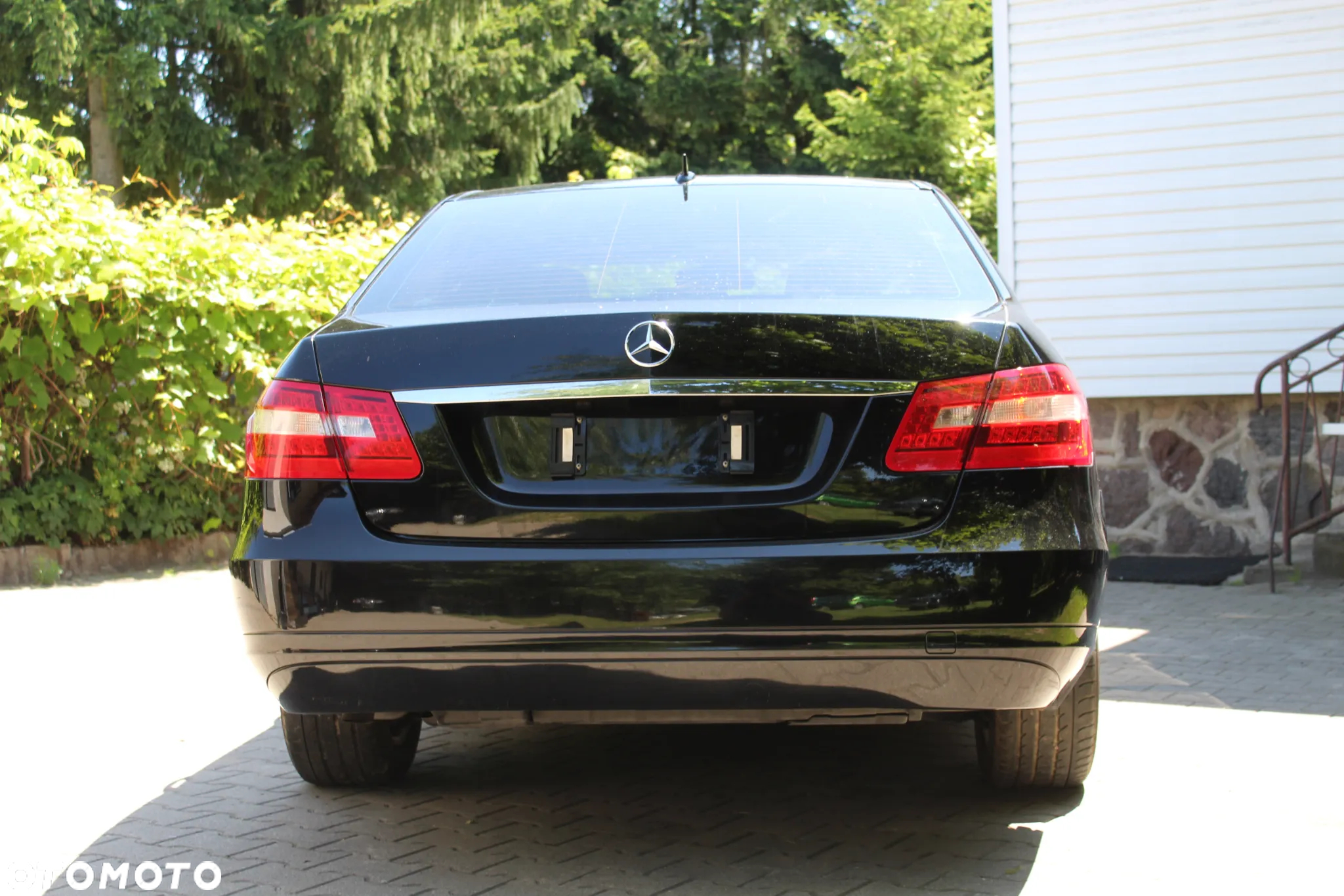 Mercedes-Benz Klasa E 200 CDI BlueEff - 4