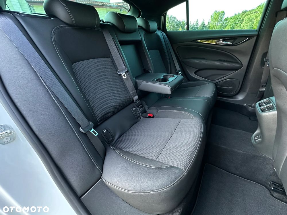 Opel Insignia 1.5 CDTI Ultimate S&S - 24