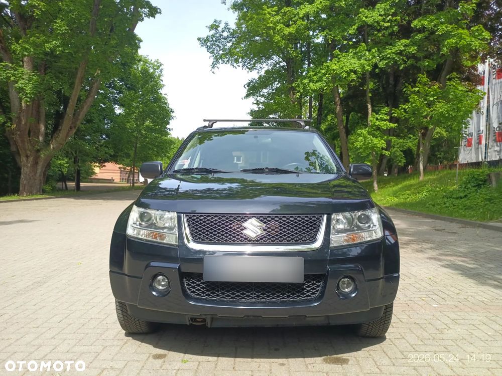 Suzuki Grand Vitara 2.0 - 1