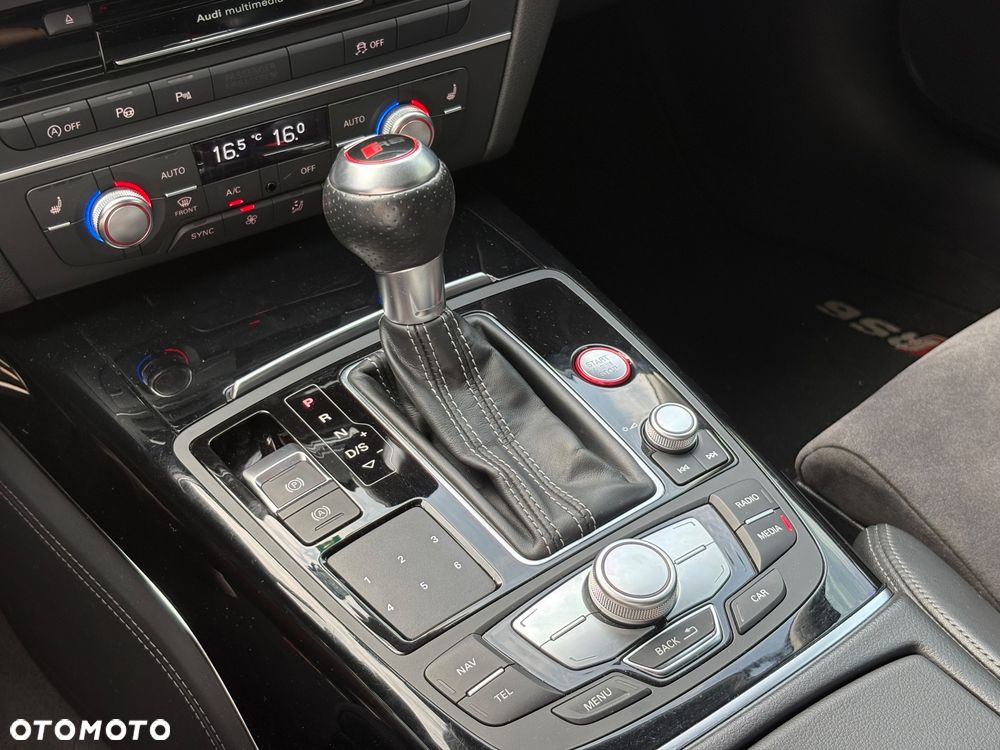Audi RS6 Avant performance - 19