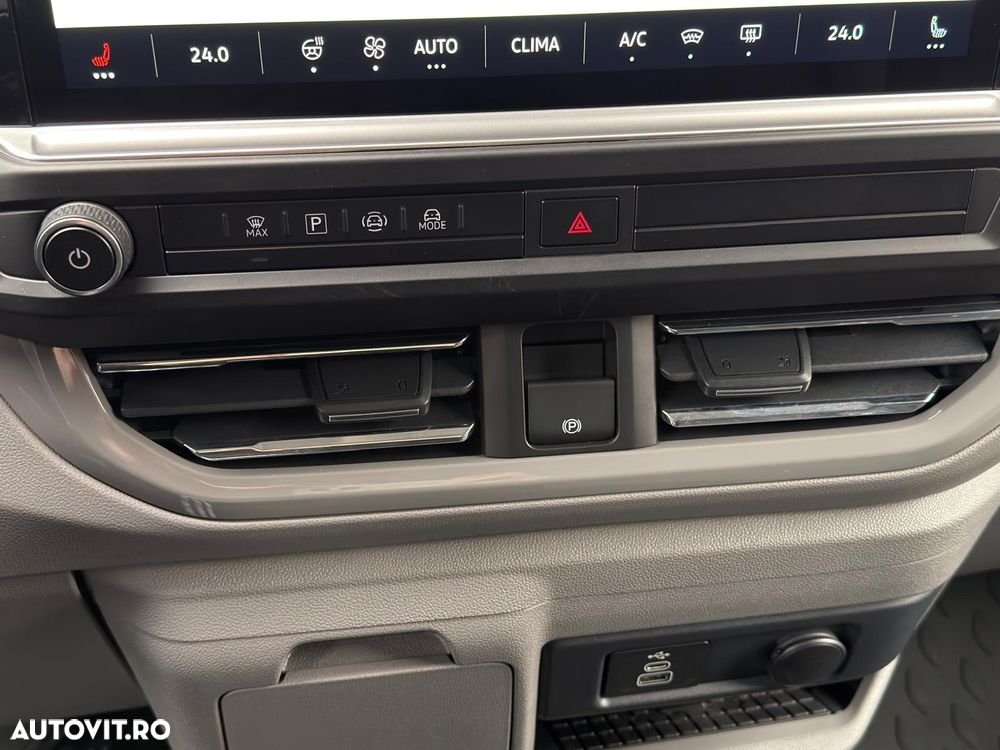 Volkswagen Caravelle 2.0 TDI 146 kW LR Comfortline DSG 4M - 25