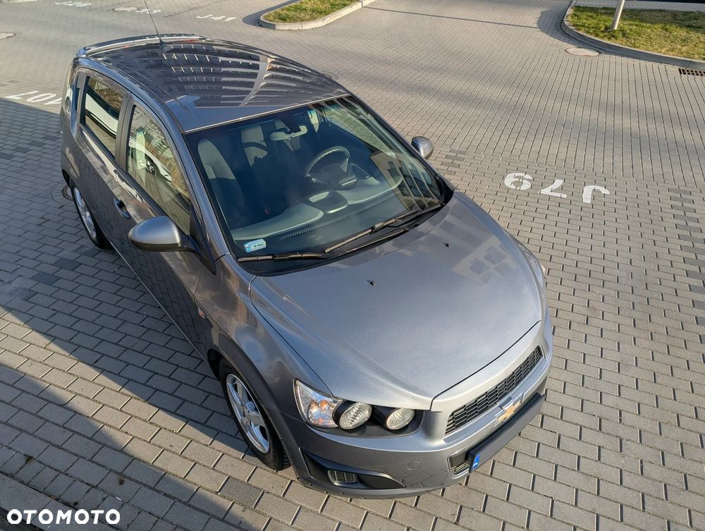 Chevrolet Aveo 1.4 16V LT - 1