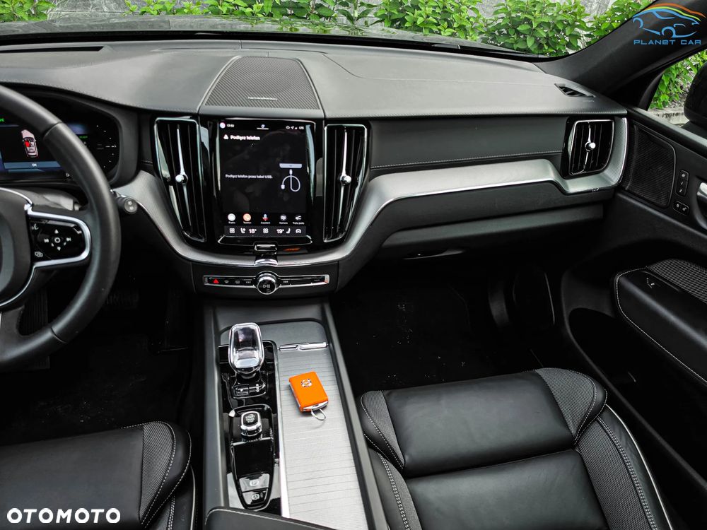 Volvo XC 60 T6 Plug-In Hybrid AWD Inscription - 21