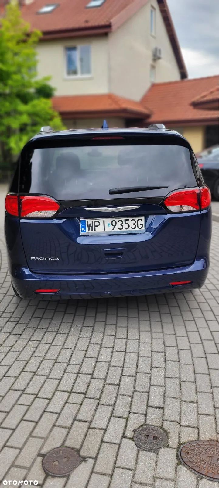 Chrysler Pacifica - 13