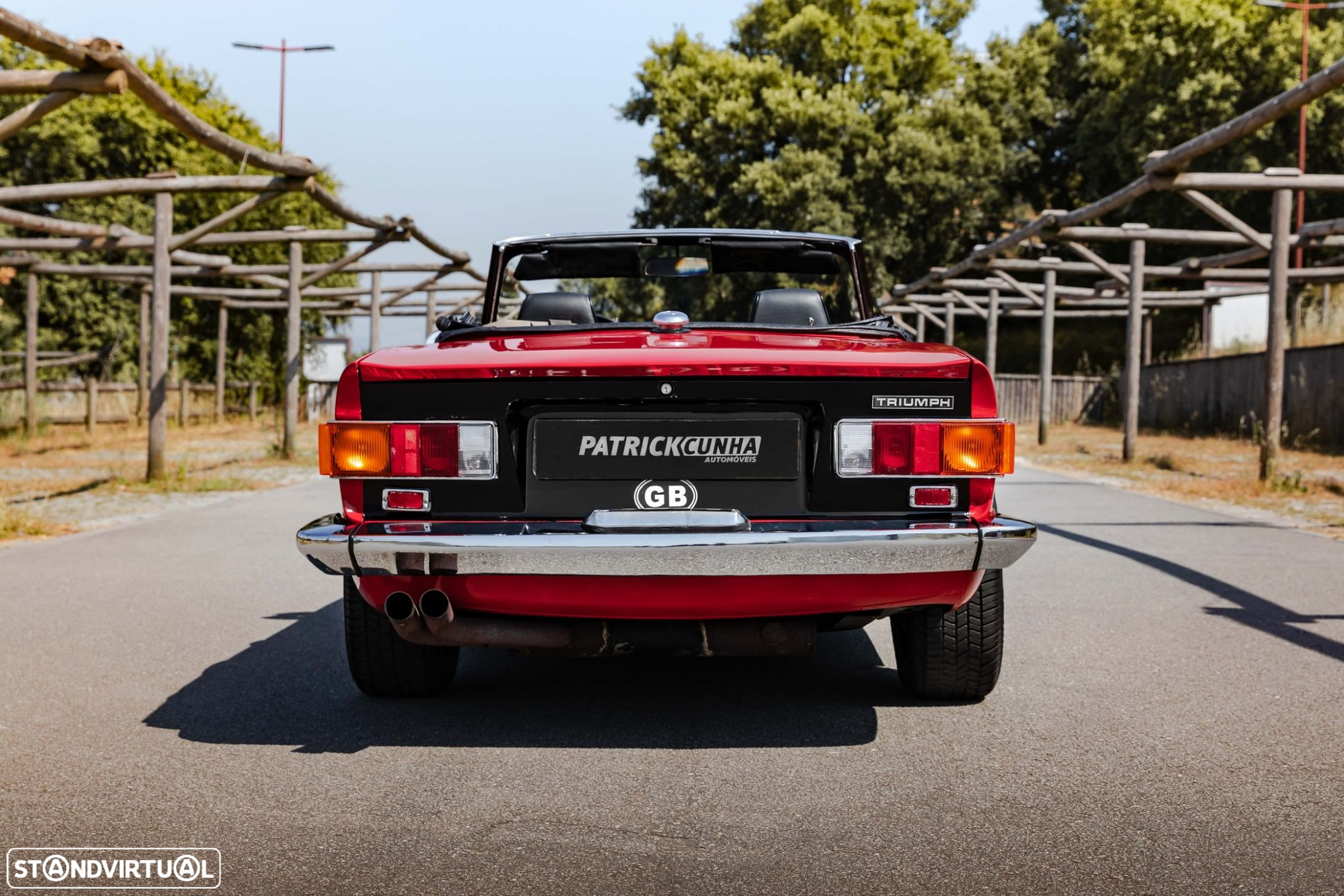 Triumph TR6 - 4