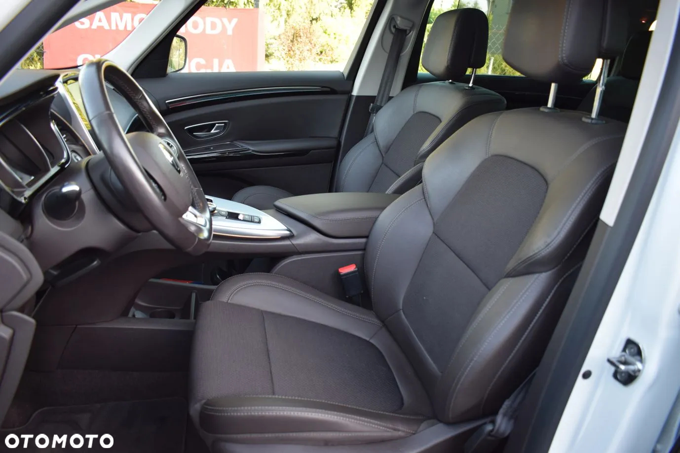 Renault Espace BLUE dCi 200 EDC BUSINESS EDITION - 9