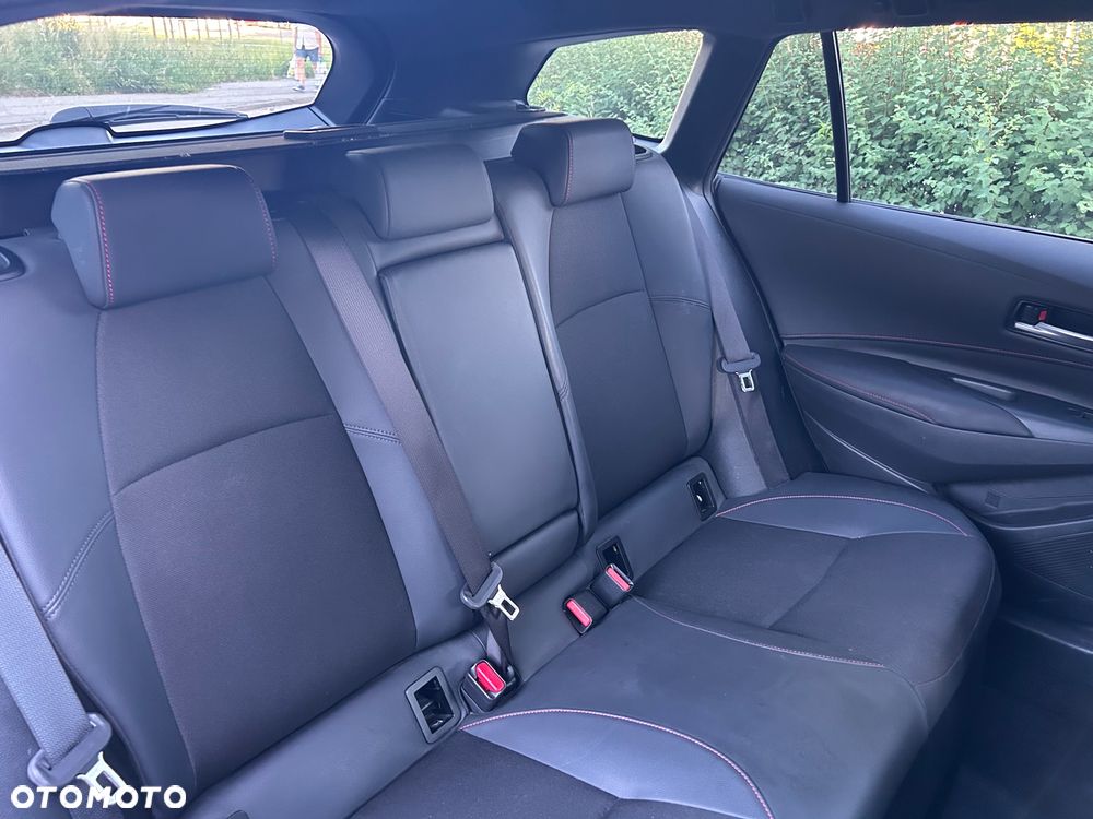 Toyota Corolla 1.8 Hybrid GR Sport - 17