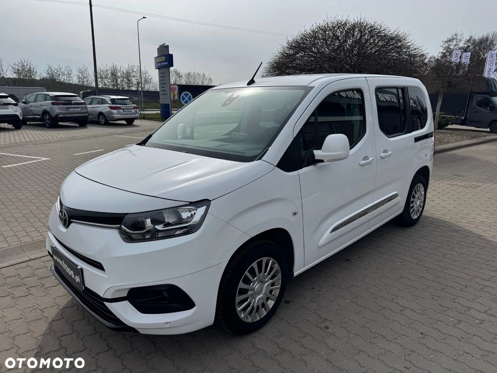 Toyota Proace City Verso 1.5 D-4D Combi - 4