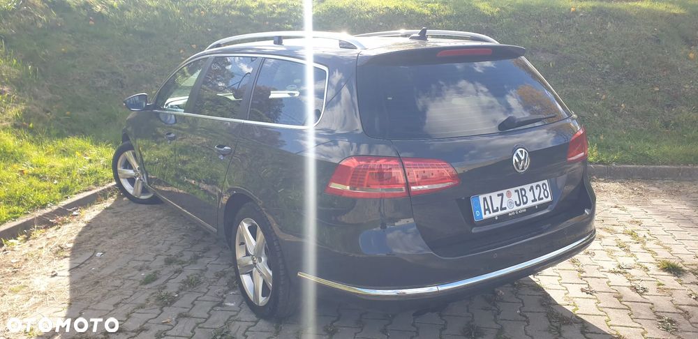 Volkswagen Passat Variant 2.0 TDI DSG BlueMotion Technology Business Edition - 16