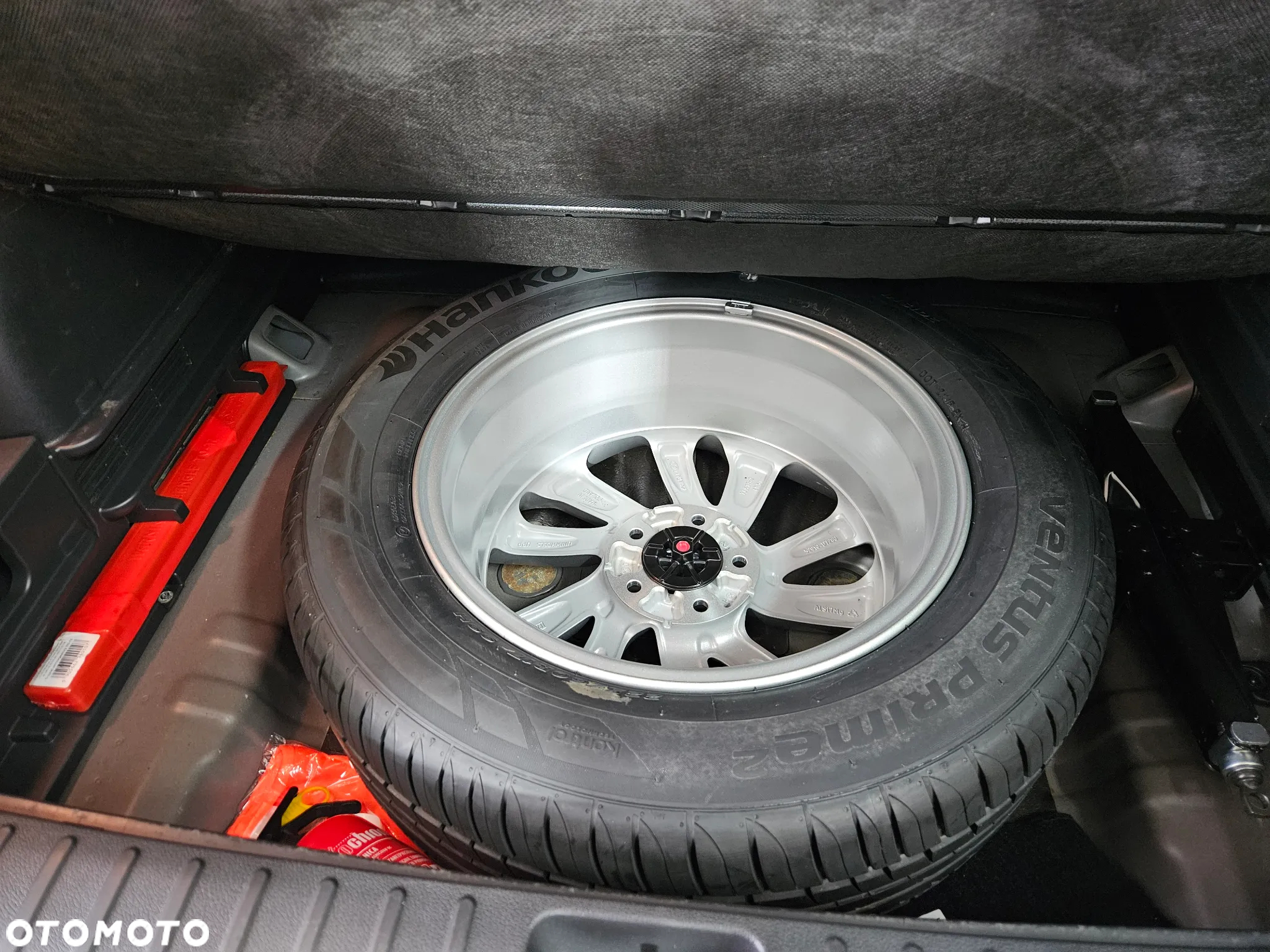 Hyundai Tucson 2.0 CRDI Premium 4WD - 32