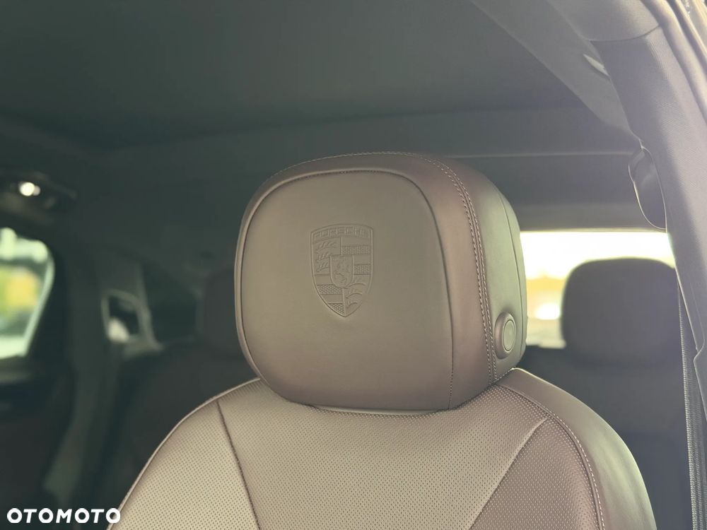 Porsche Cayenne Black Edition - 18