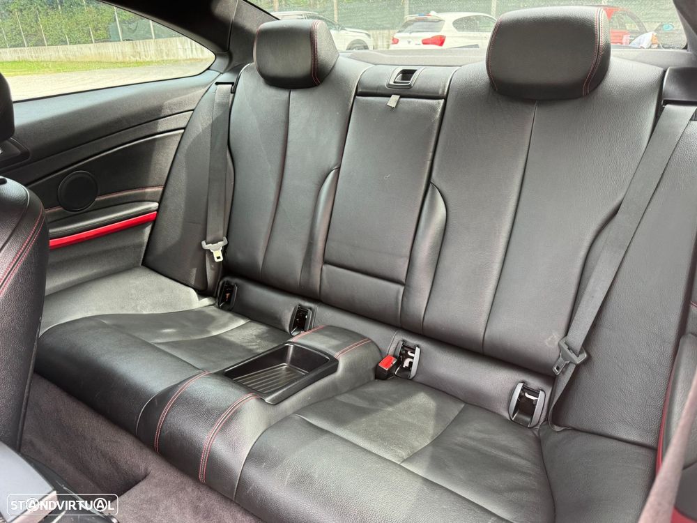 BMW 420 d Pack M - 12
