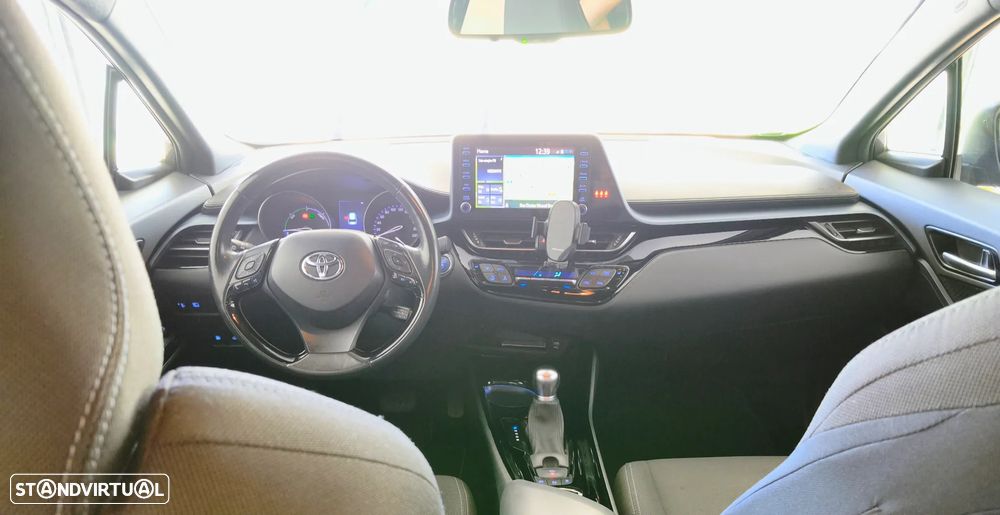Toyota C-HR 1.8 HSD Comfort+P.Style - 9