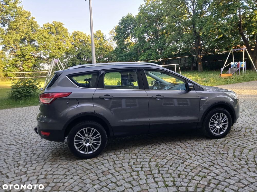 Ford Kuga 2.0 TDCi 4x4 Titanium - 12