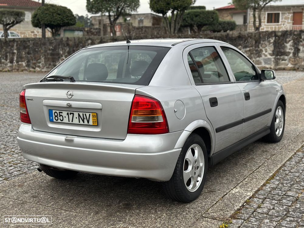 Opel Astra 1.4i 16V Sport - 18